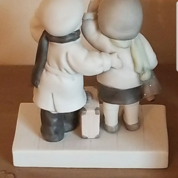 Pretty As A Picture Vntg "Thursday's Child" Enesco Figurine 292141 Kim Anderson - Picture 7 of 12